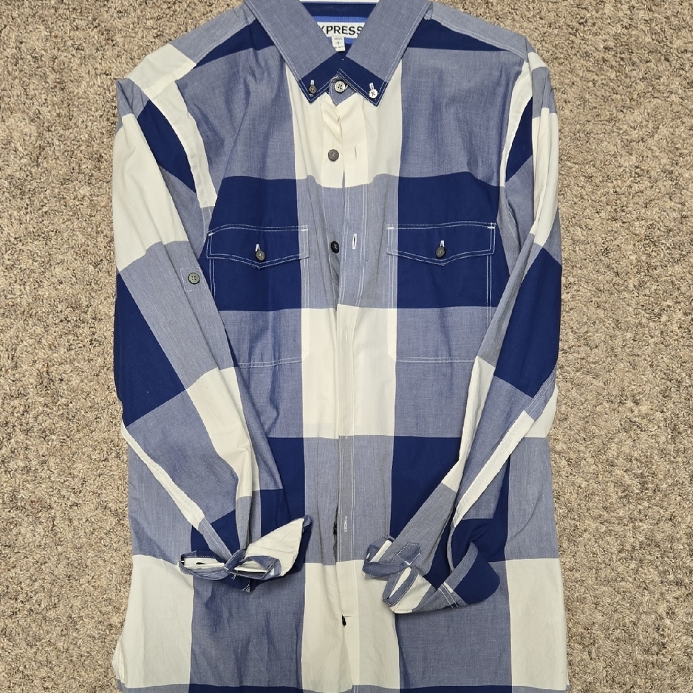 Express Men’s Navy and White Large Check Button-Down Shirt